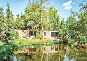 3 bedroom accommodation in Vledder