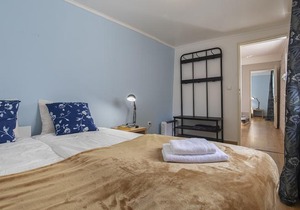 3 bedroom apt near Av. Liberdade