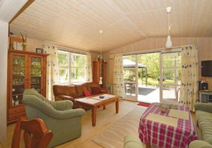 3 Bedroom Cozy Home In Fårvang