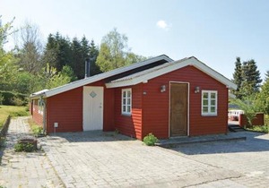 3 Bedroom Cozy Home In Fårvang