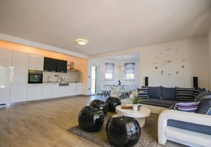 3 bedroom cozy home in Grubine