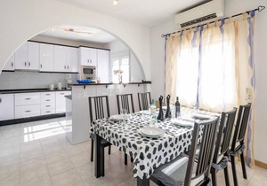 3 bedroom accommodation in San Miguel de Salinas