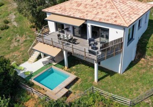 3 bedroom accommodation in taglio Isolaccio