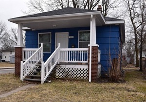 3 bedroom home close to Notre Dame (1234)