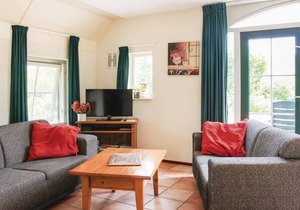 3 bedroom lovely home in Den Ham