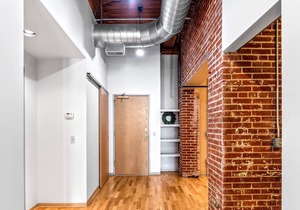 3 BR DWTN Loft✦Walk to Attractions✦Pet Friendly
