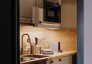 (3) Ferienwohnung 30 qm, Dusche/WC, Kochnische und Balkon