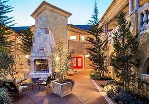 3-Star Hotel ∙ Best Western Dry Creek Inn