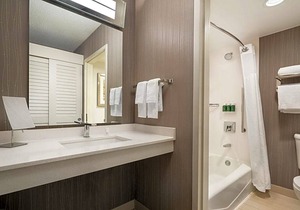 3-Star Hotel ∙ Courtyard San Francisco Larkspur Landing/Marin County