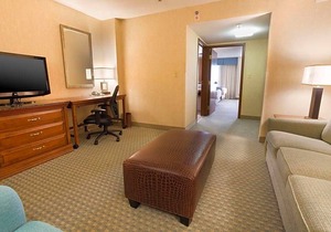 3-Star Hotel ∙ Drury Inn & Suites Birmingham Lakeshore Drive