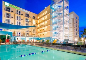 3-Star Hotel ∙ Holiday Inn Express & Suites Nassau, an IHG Hotel