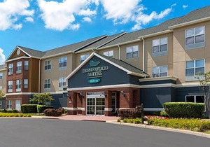 3-Star Hotel ∙ Homewood Suites by Hilton Indianapolis Airport / Plainfield