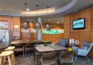 3-Star Hotel ∙ SpringHill Suites Detroit Auburn Hills