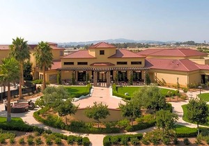 3-Star Hotel ∙ SpringHill Suites Napa Valley
