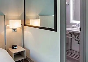 3-Star Hotel ∙ The Gatsby Hotel