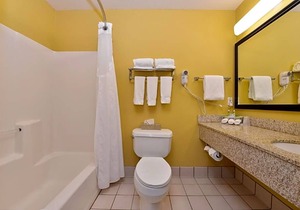 3-Star Hotel ∙ Holiday Inn Stevens Point - Convention Center, an IHG Hotel