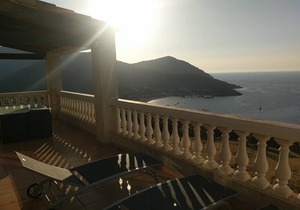 3-star, non-smoking villa with exceptional view of the Gulf of Galeria