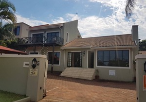 30 m² Private room ∙ 6 bedrooms ∙ 2 guests