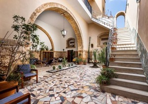 300 m² Villa ∙ 5 bedrooms ∙ 8 guests
