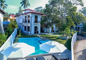 300 m² Villa ∙ 6 bedrooms ∙ 12 guests
