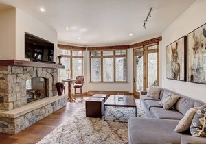 301 m² House ∙ 4 bedrooms ∙ 10 guests