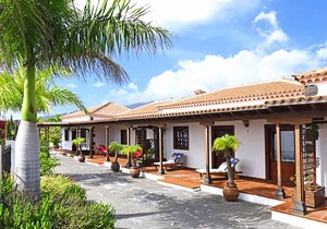 325 m² House ∙ 5 bedrooms ∙ 9 guests