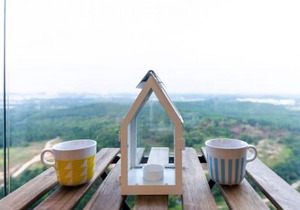 3BR D'Pristine Suite, Stunning Views & Near LEGOLAND
