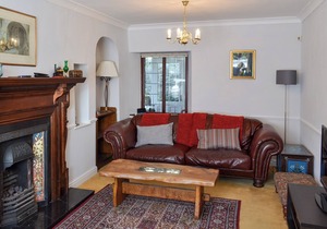 4 bedroom accommodation in Lindale, near Grange-over-Sands