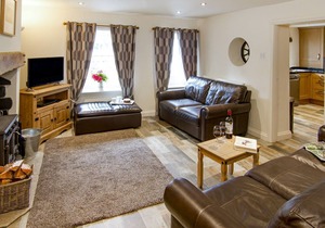 4 bedroom accommodation in Lindale, near Grange-over-Sands