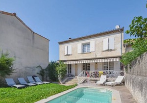 4 bedroom accommodation in Tulette