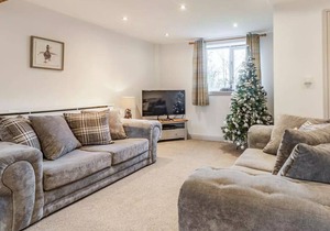 4 bedroom accommodation in Killerby, Cayton, near Scarborough