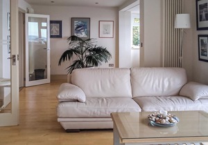 4 bedroom accommodation in Sandgate, Hythe