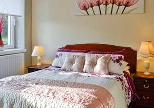 4 bedroom accommodation in Dunoon