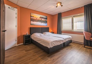 4 bedroom gorgeous home in Den Ham