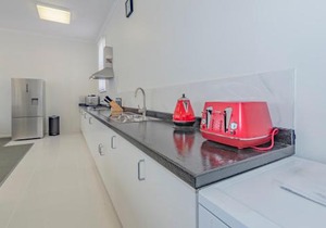 4 Bedroom House - Hobart CBD - Free Parking - Free WIFI