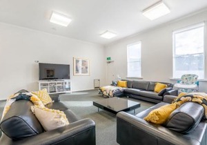 4 Bedroom House - Hobart CBD - Free Parking - Free WIFI