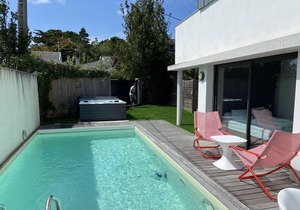 4 bedroom house LE POULIGUEN