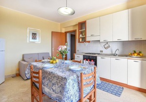 4 bedroom nice apartment in Trappeto