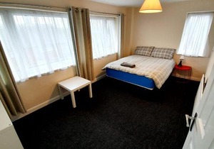 4 Bedroom Rayleigh Town House