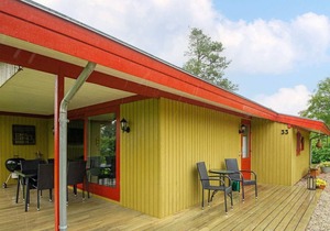 4 person holiday home in Fårvang