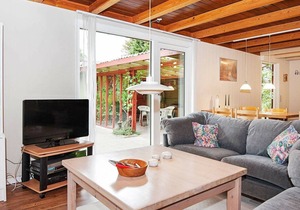 4 person holiday home in Fårvang