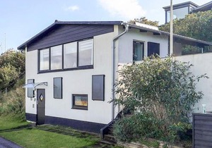 4 person holiday home in Farsø-By Traum