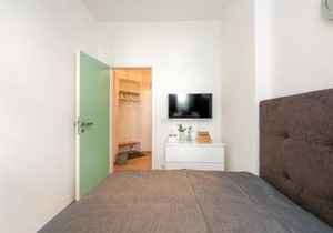 4 Personen Altbau nahe Kurfürstendamm - Macbeth