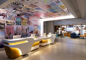 4-Star Hotel ∙ Renaissance Newport Beach Hotel
