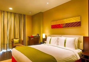 4-Star Hotel ∙ Ramada Plaza by Wyndham Pune Hinjewadi