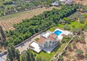 400 m² Villa ∙ 7 bedrooms ∙ 14 guests