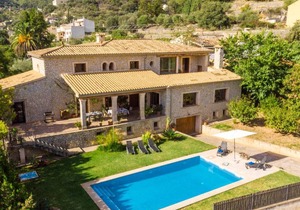 430 m² House ∙ 5 bedrooms ∙ 10 guests