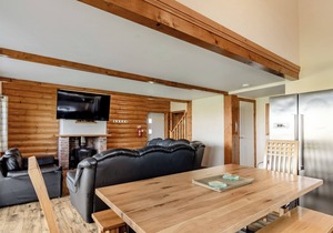 5 bedroom accommodation in Hornsea