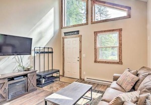 5 Mi to Ski Resort Mtn-View Breck Home with Hot Tub