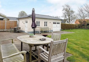 5 person holiday home in Øster Assels